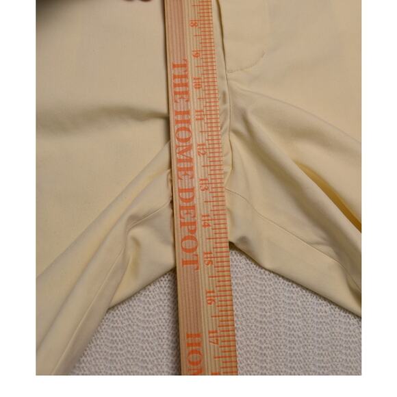 John W. Nordstrom Men's SmartCare Wrinkle-Free Supima Cotton Shorts Yellow 44W - Picture 4 of 6